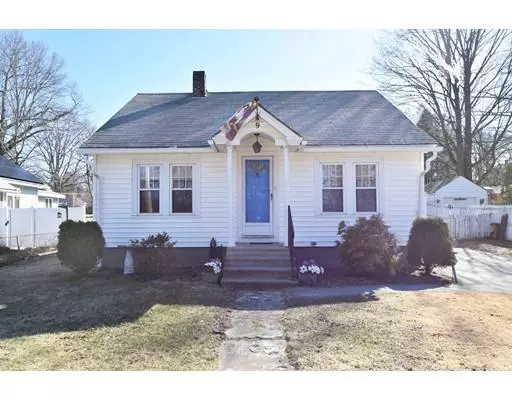 9 Pinehurst Avenue, Auburn, MA 01501