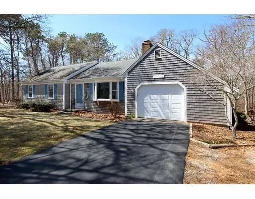 Brewster, MA 02631,166 Beechtree Dr