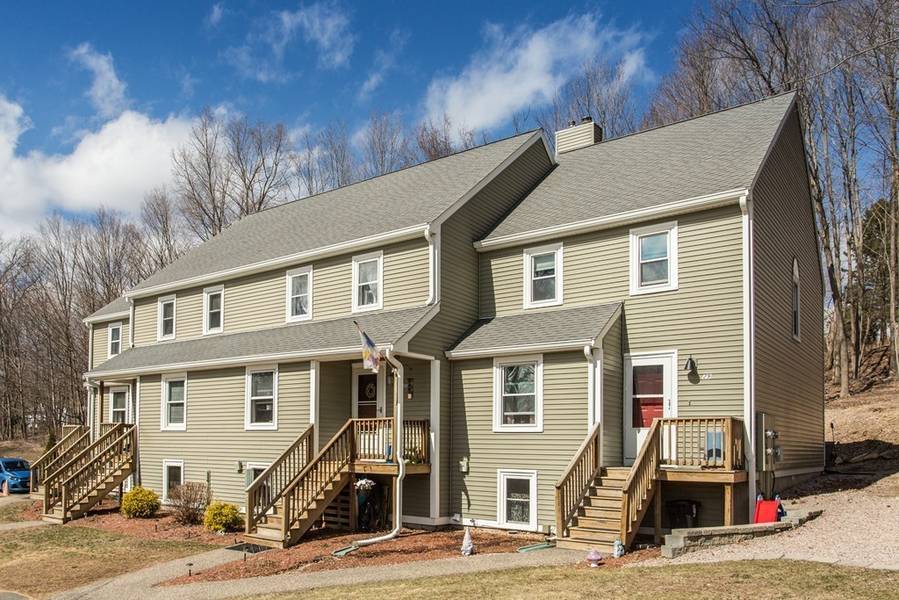 30 Edna Cir #30, North Brookfield, MA 01535