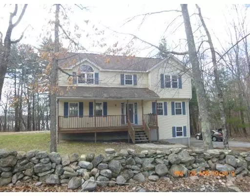 38 Rawson Rd, Webster, MA 01570