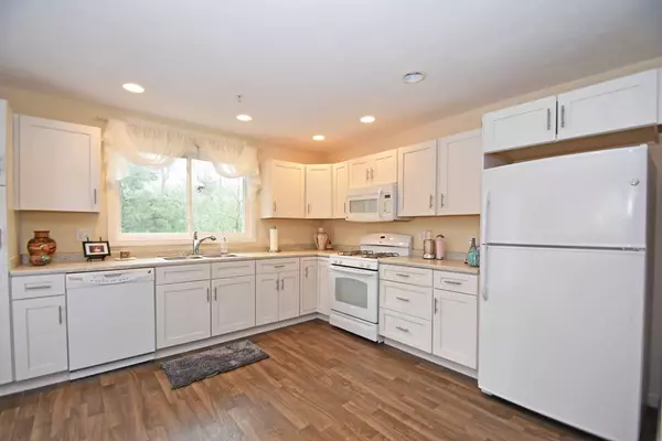 Milford, MA 01757,23 Governors Way #B