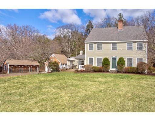 120 Parsons Hill Dr, Conway, MA 01341