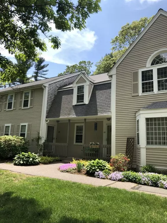 Norton, MA 02766,22 Colonial Drive #22