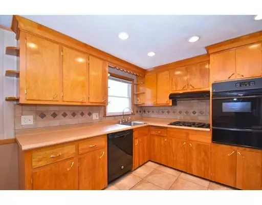 Woburn, MA 01801,3 Williams Ln