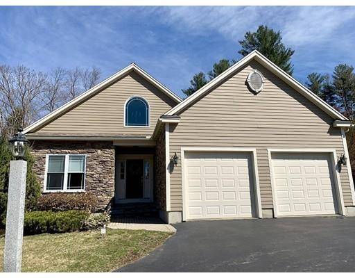 42 Shannon Way, Lancaster, MA 01523