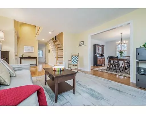 Boxborough, MA 01719,323 Hill Road