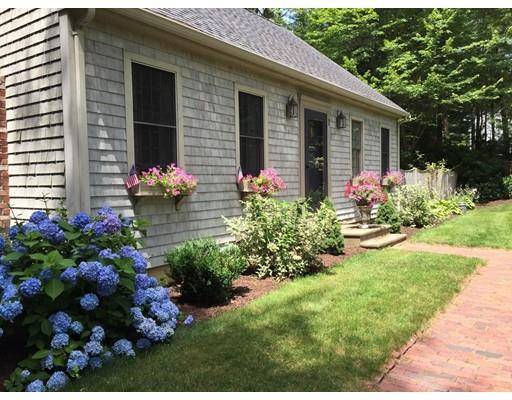 7 Copper Beech Drive, Kingston, MA 02364