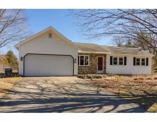 7 Turnbuckle Lane, Tyngsborough, MA 01879