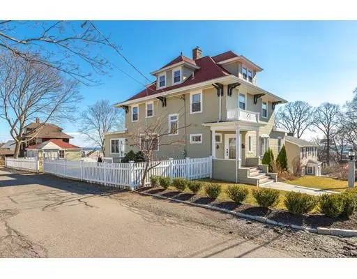 Nahant, MA 01908,19 Ocean St