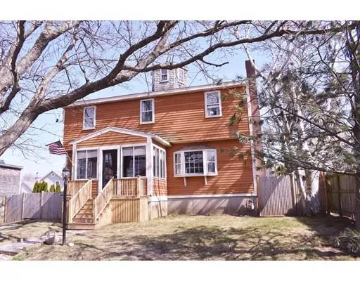 4 Winslow Ave, Scituate, MA 02066