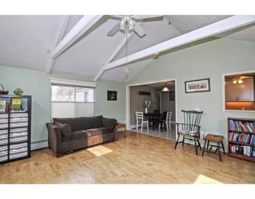 West Boylston, MA 01583,15 Bunkerhill Pkwy