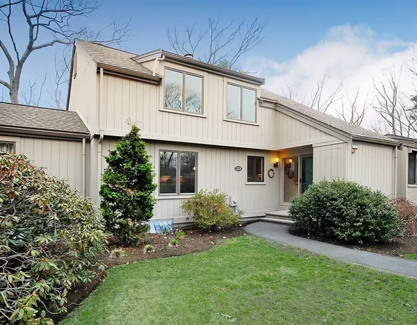 Lincoln, MA 01773,223 Aspen Cir #223