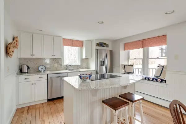 Cohasset, MA 02025,84 Summer St #1