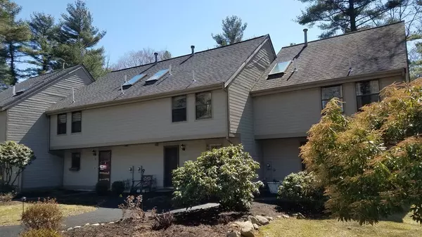 12 Greenwood Village St #12, Easton, MA 02356