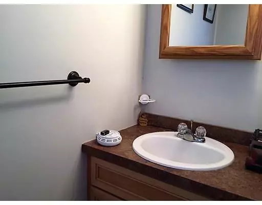 Wellfleet, MA 02667,80 Pleasant Point Rd.