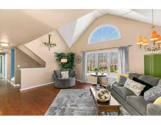 Swansea, MA 02777,38 Eliza Ct