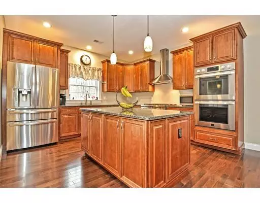 Uxbridge, MA 01569,72 Rifleman Way