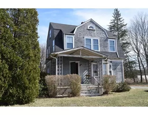 544 Main St, Acushnet, MA 02743