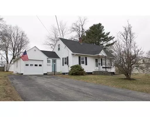 4 Louise Ave, Methuen, MA 01844