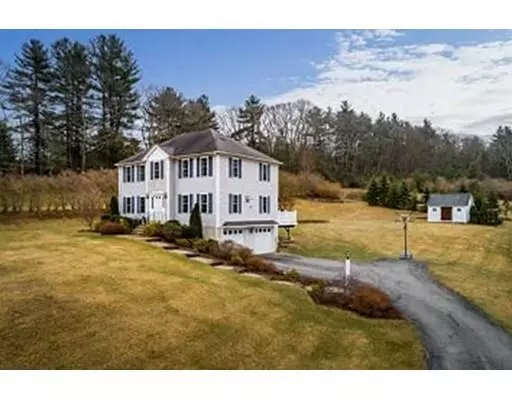 67 Mashapaug Rd, Sturbridge, MA 01566