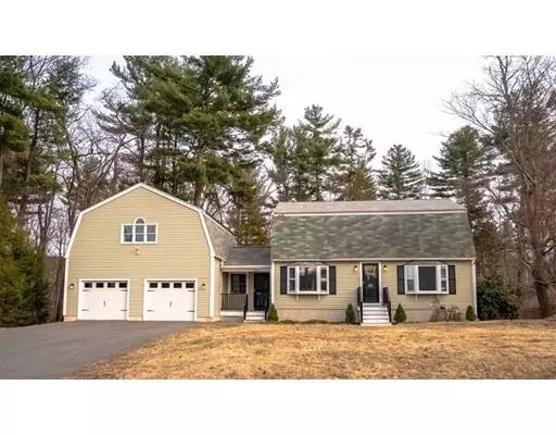 Amesbury, MA 01913,13 Unicorn Cir