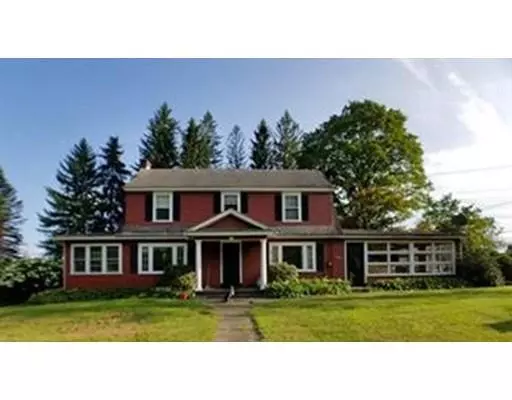 Brookfield, MA 01506,27 S Maple St