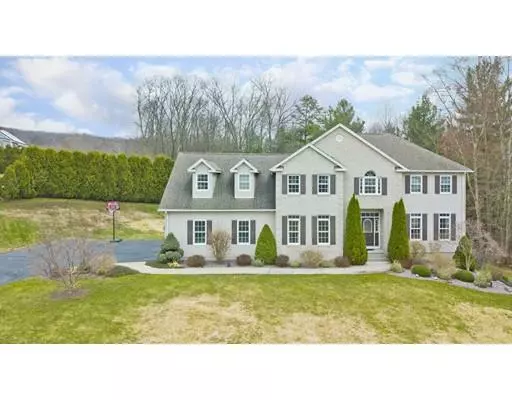 70 Cislak Dr, Ludlow, MA 01056