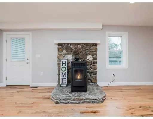 Acushnet, MA 02743,45 Mattapoisett Rd