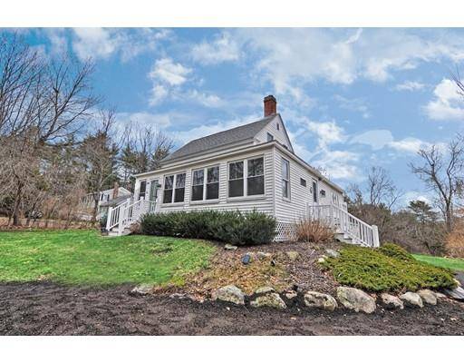 346 Chestnut St, Wrentham, MA 02093