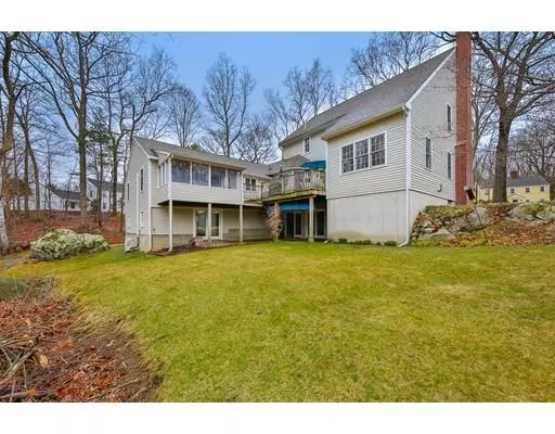 Newbury, MA 01922,19 Greentree Lane