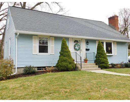 81 Bayne St, East Longmeadow, MA 01028