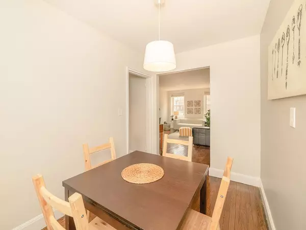 Brookline, MA 02445,7 Lanark Rd #1