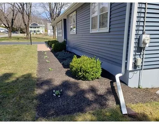 Ware, MA 01082,2 Crescent Terrace