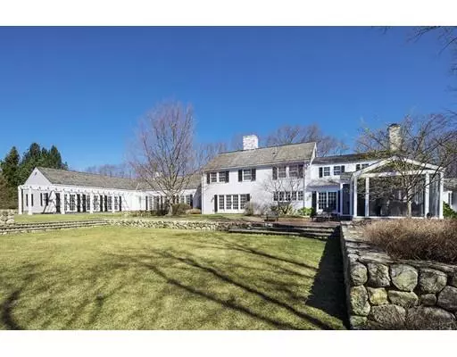 Weston, MA 02493,265 Country Dr