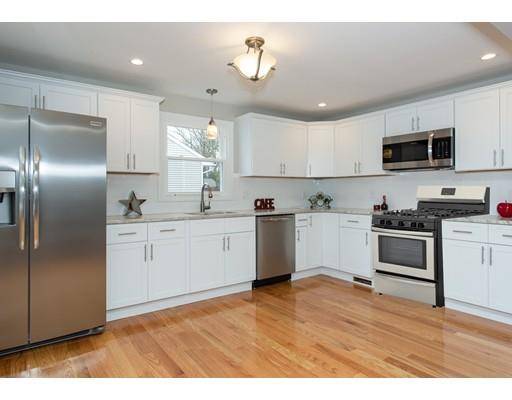 28 Helen Cir, East Longmeadow, MA 01028