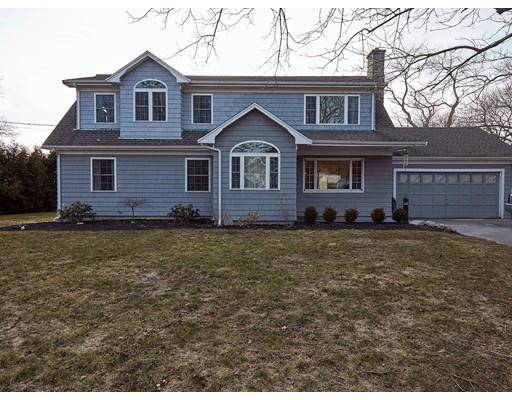 23 Alyce St, Somerset, MA 02726