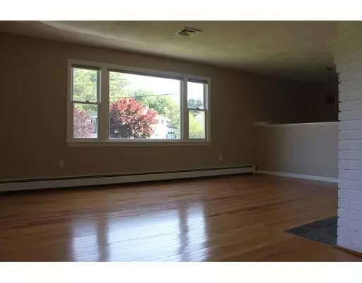 Woburn, MA 01801,8 Belford Circle