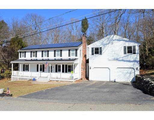 17 Oakridge Dr, Rutland, MA 01543