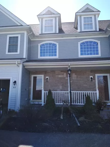 414 Rembrandt Way #414, Abington, MA 02351