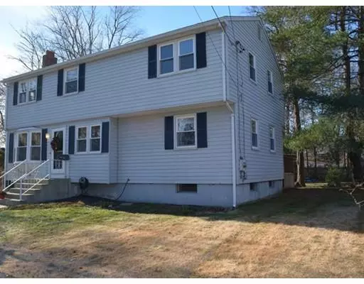 7 Rindone St, Holbrook, MA 02343