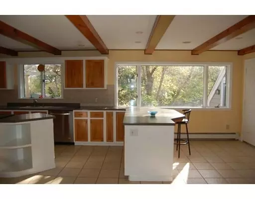 Mattapoisett, MA 02739,9 Hitching Post Rd