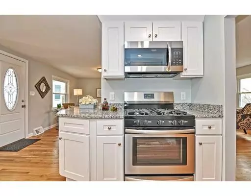 Yarmouth, MA 02675,309 Route 6a