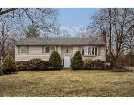 15 Skyline Dr, Rutland, MA 01543