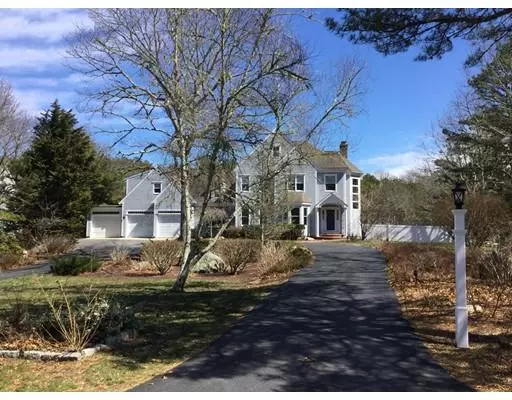 Falmouth, MA 02536,15 Paddock Cir