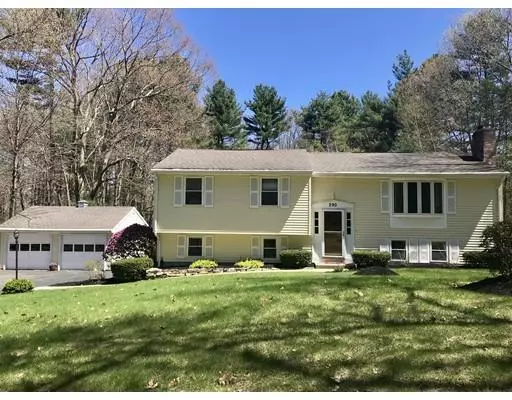 290 Pollard Rd, Northbridge, MA 01534