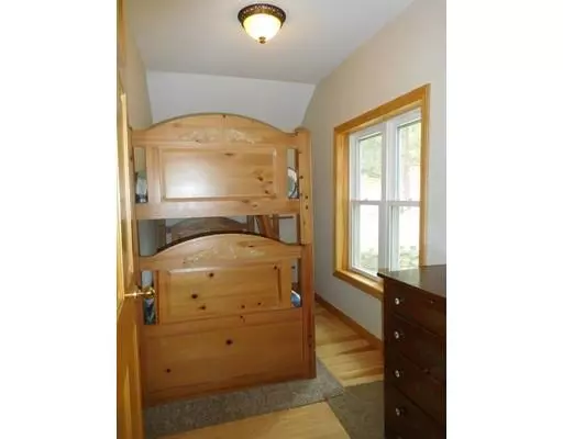 Ashburnham, MA 01430,15 Log Cabin