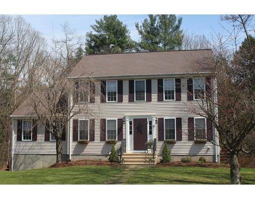 99 Charles Ave, Uxbridge, MA 01569