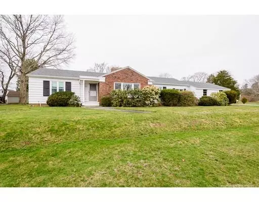 323 Nanaquaket, Tiverton, RI 02878