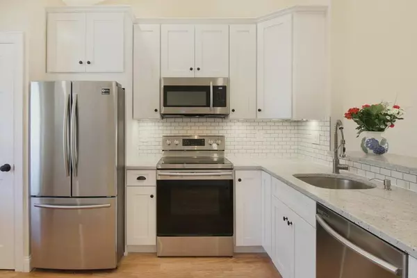 Brewster, MA 02631,190 Eaton Ln #190