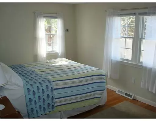 Yarmouth, MA 02675,2 April Way
